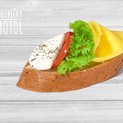 Chlebíček sýrový s mozzarellou graham